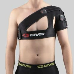 EVS SB03 Shoulder Support 8 EVS SB03 Shoulder Support -HJC sb03bk sb03 shoulder brace front model e7b19926 cf7c 4bb7 8063 dfbef94d42ba 2048x